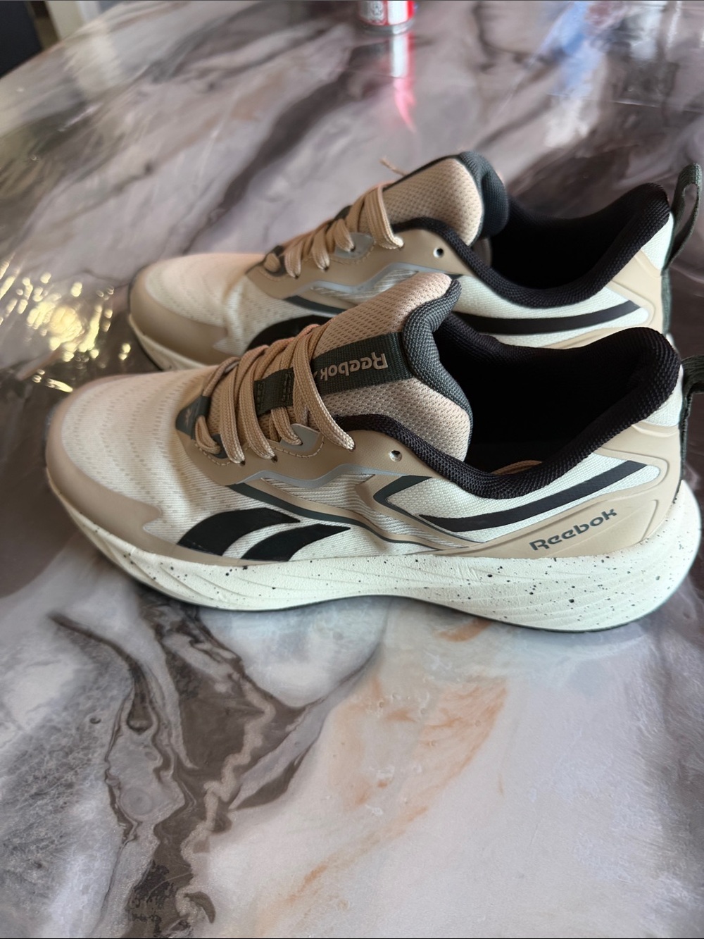 Reebok Men’s Running Shoes Beige Black Comfort Ortholite US 8.5 EU 41 New